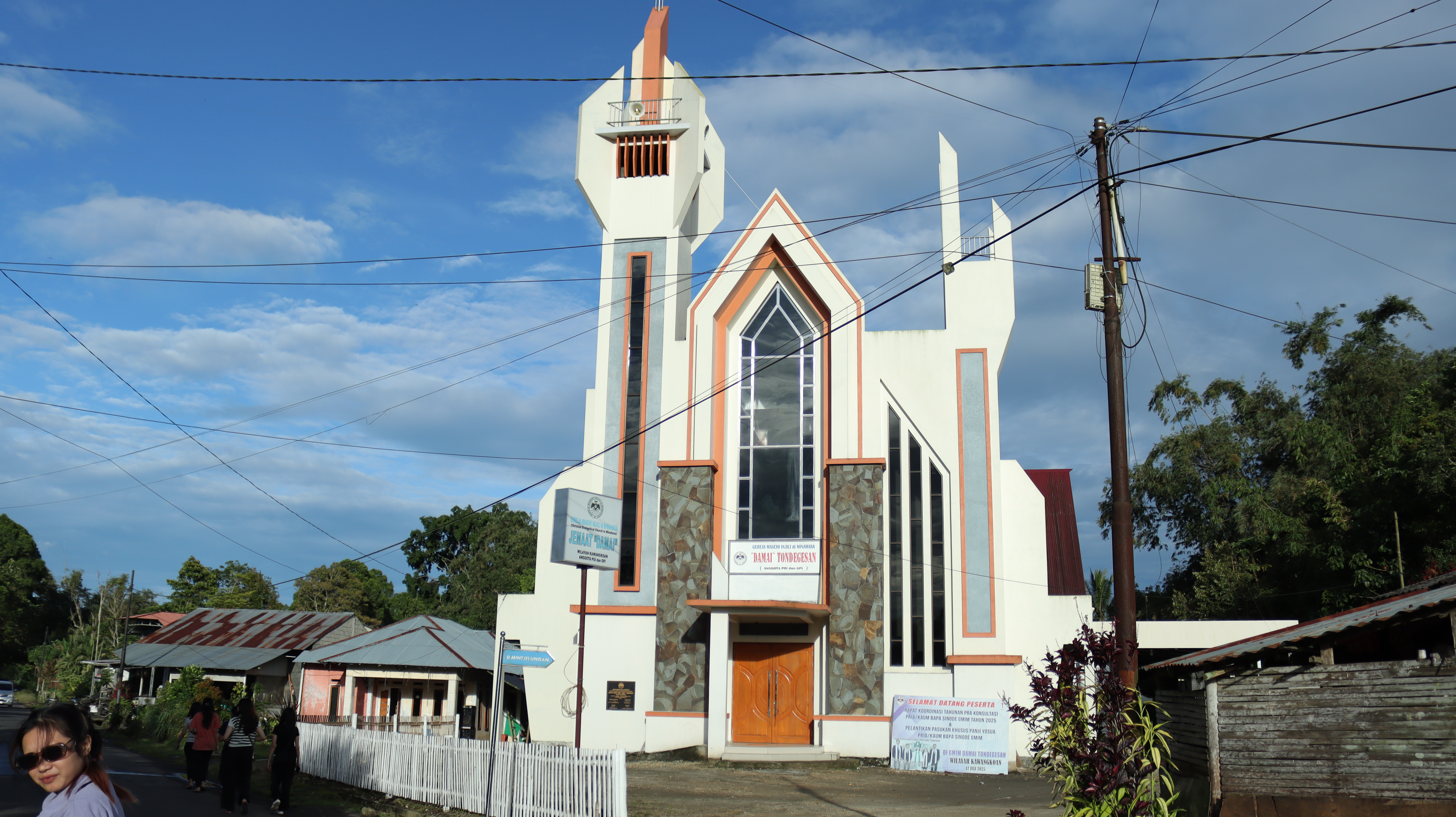 Gereja Desa